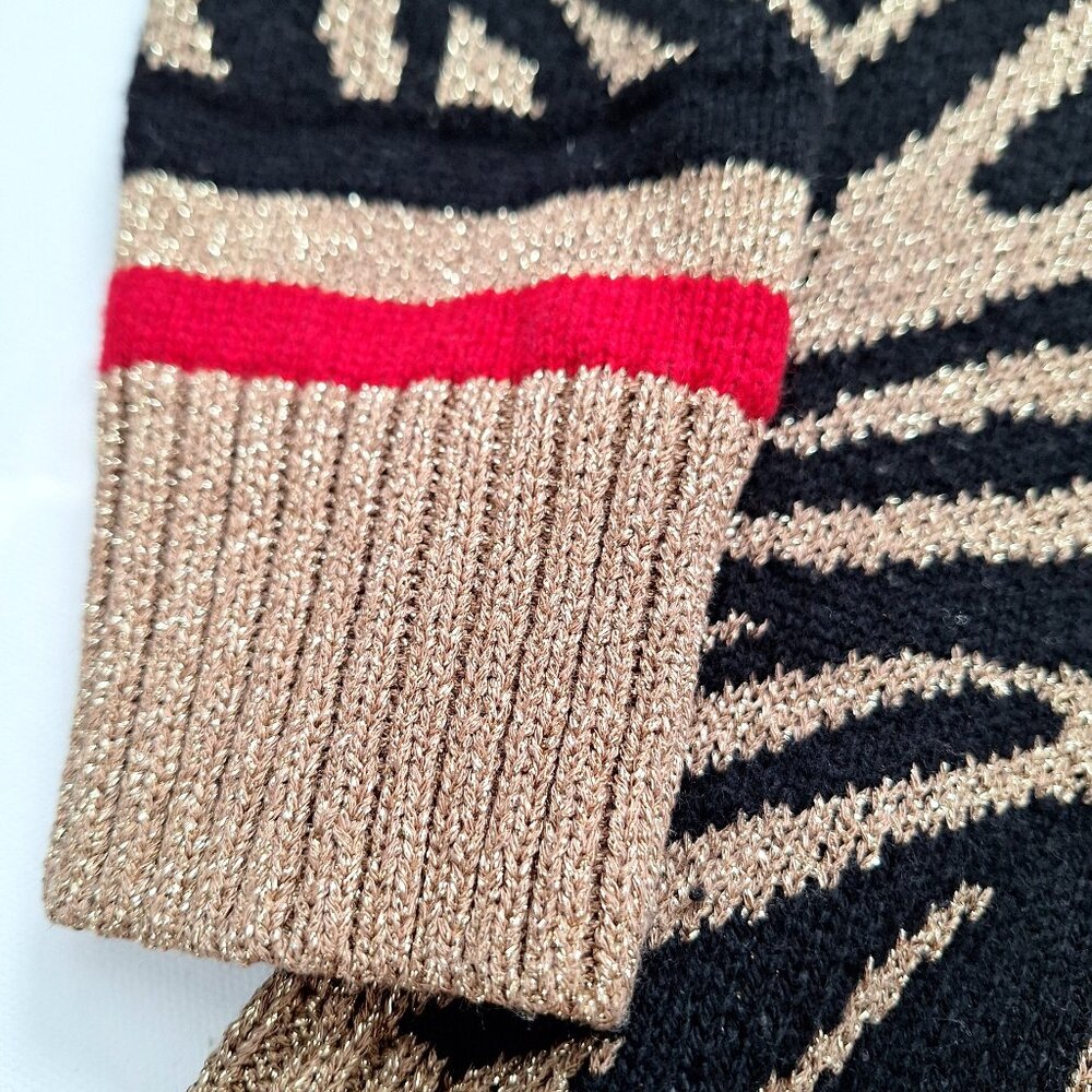Brooks Brothers Year of the Tiger Sparkling Italian Yarn V-Neck Sweater - Picture 7 of 8